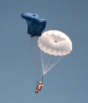 APCO | Superlight Mayday Rescue Parachute